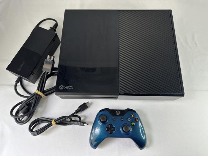 Xbox One Console 500 GB + Controller