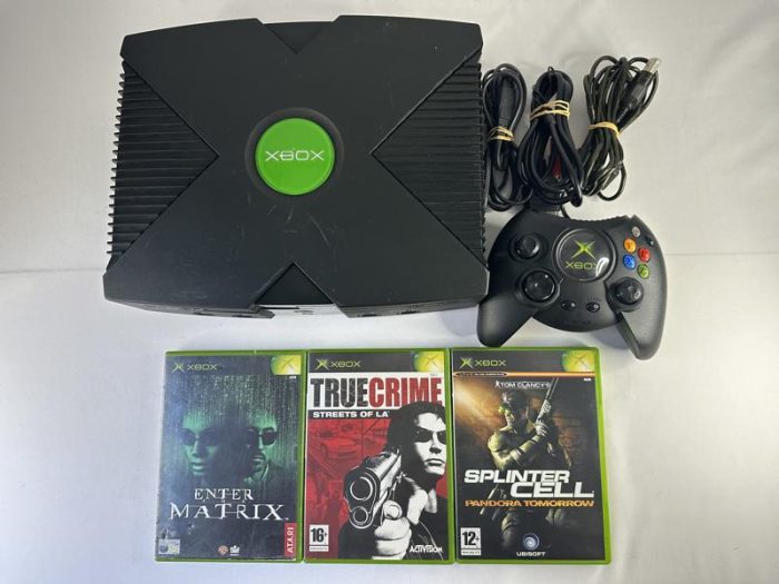 Xbox Original Console + Controller & 3 Games