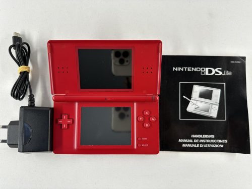 Nintendo DS Lite Rood + oplader