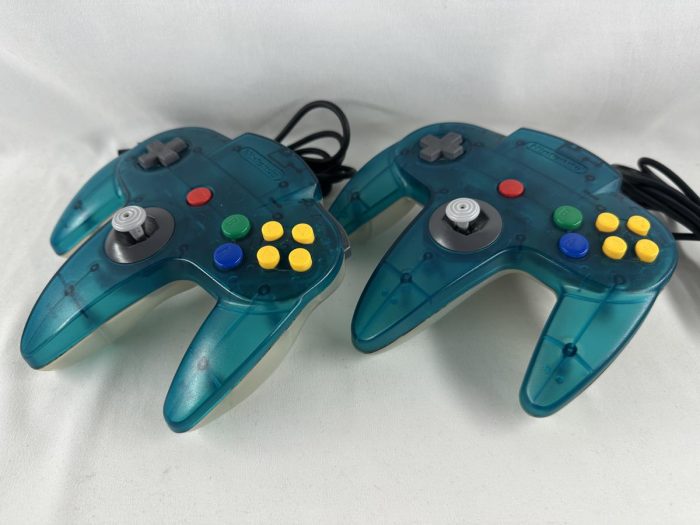 Nintendo 64 Console Clear blue + 2 Controllers - N64 - Afbeelding 6