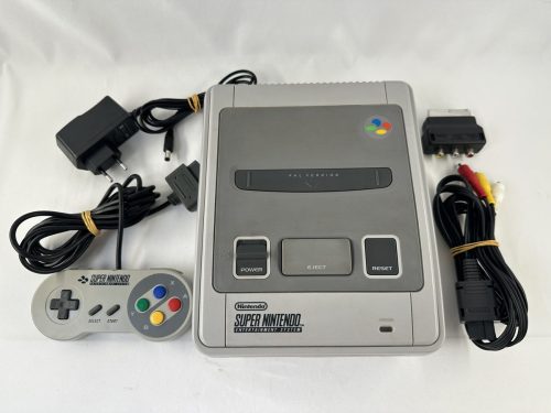 Super Nintendo Console + Controller & Kabels - SNES
