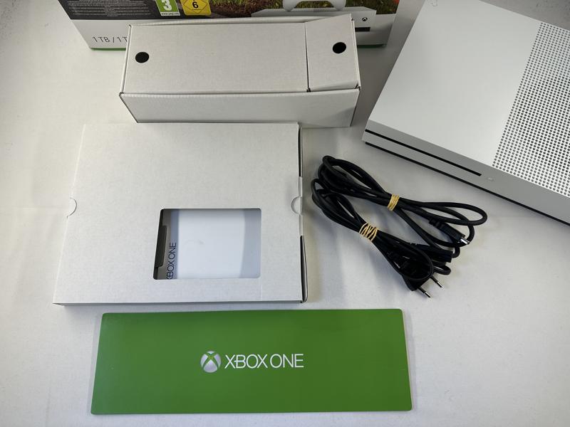 Xbox One S wit 1 TB Console in doos + Controller - Afbeelding 5