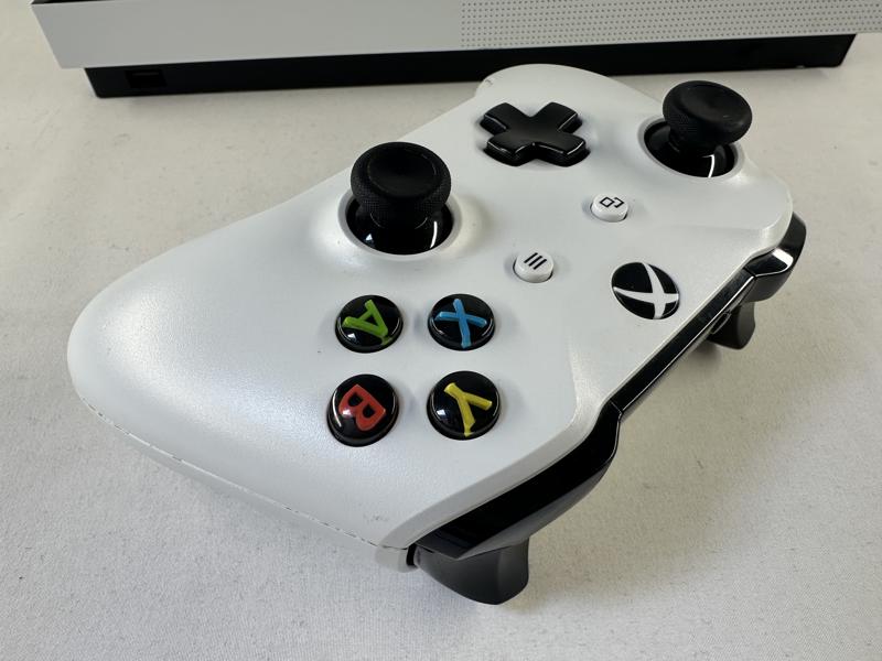 Xbox One S wit 1 TB Console + Controller - Afbeelding 5