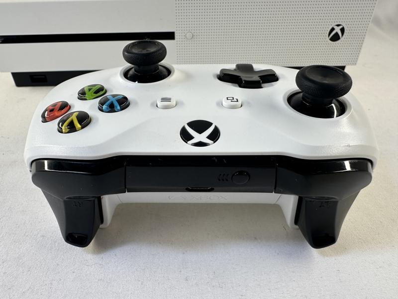 Xbox One S wit 1 TB Console + Controller - Afbeelding 9