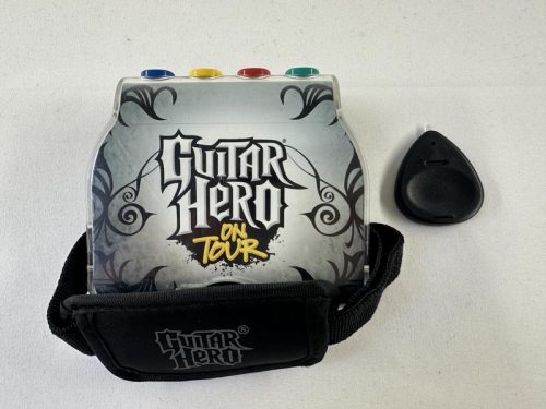 Guitar Hero On Tour Guitar Grip + Plectrum Nintendo DS