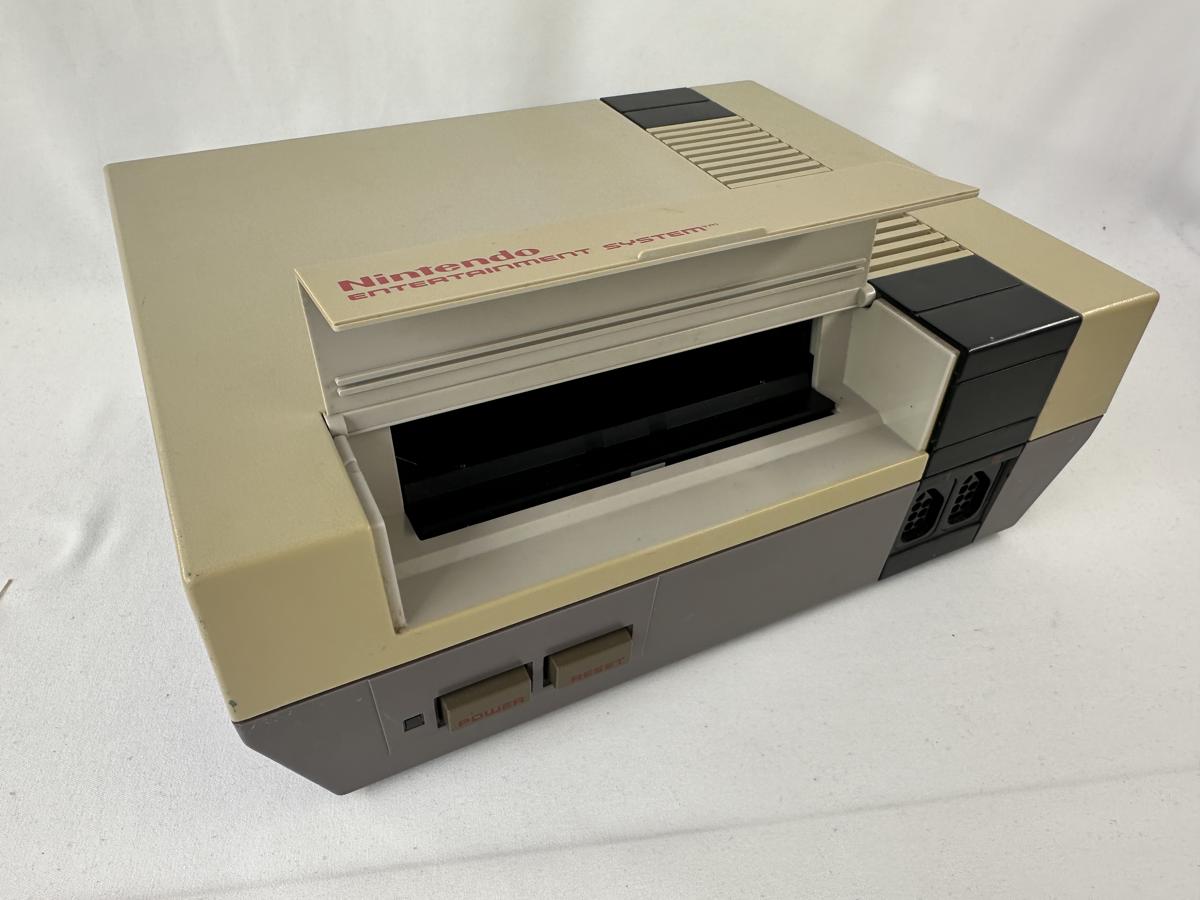 Nintendo NES + Controller & kabels - Verkleurd - Afbeelding 9