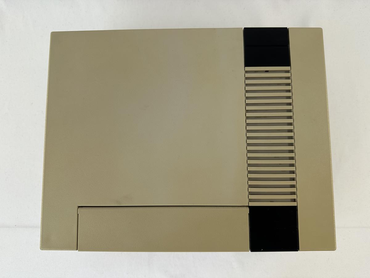 Nintendo NES + Controller & kabels - Verkleurd - Afbeelding 11