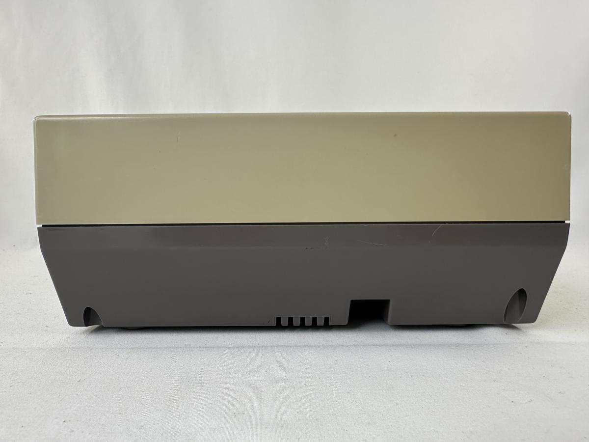 Nintendo NES + Controller & kabels - Verkleurd - Afbeelding 13