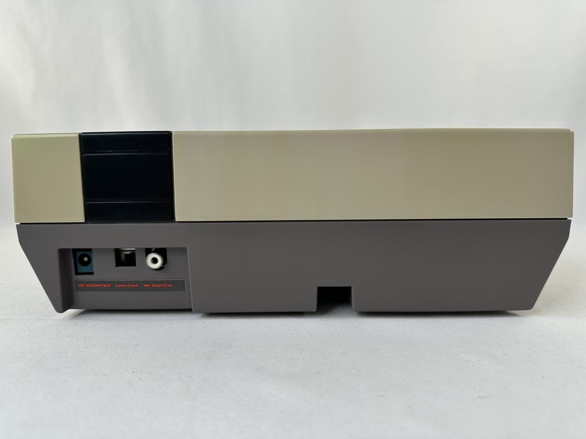 Nintendo NES + Controller & kabels - Verkleurd - Afbeelding 14