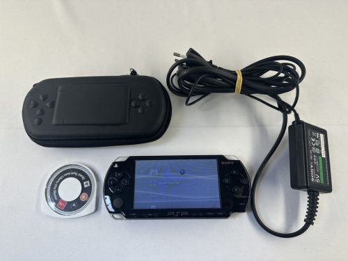 Playstation Portable Zwart handheld + GTA Liberty City & Hoes - PSP-2004